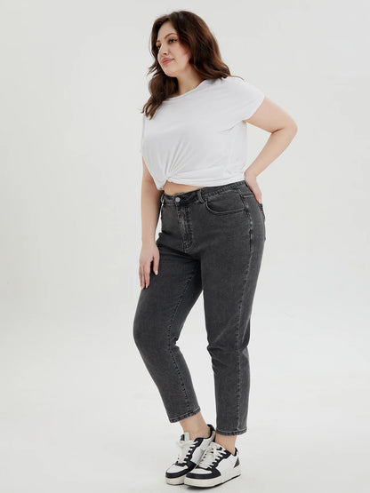 China Manufacturer's Oversize Black High Waist Straight Soft Loose Simple Denim Jeans Pants for Women Summer Washable Solid