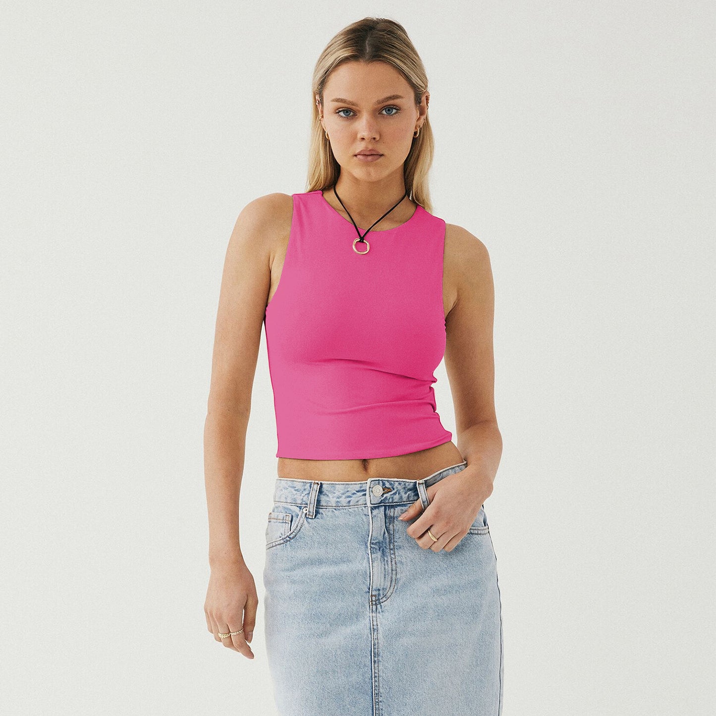 European and American women's clothing new women's sexy off-the-button sleeveless tight bottoming shirt, crew neck I-shaped vest, fashionable age reduction for outer wear