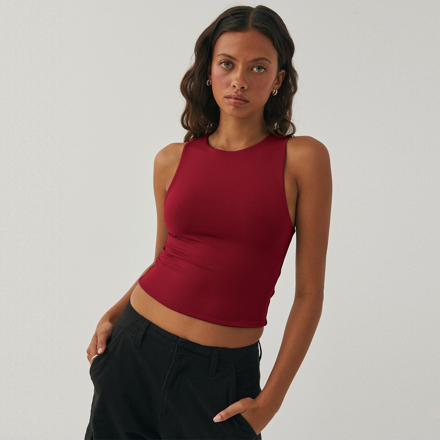 European and American women's clothing new women's sexy off-the-button sleeveless tight bottoming shirt, crew neck I-shaped vest, fashionable age reduction for outer wear